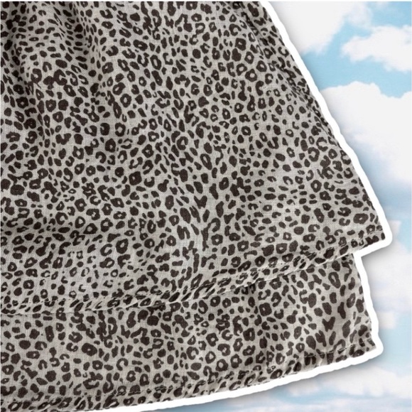 RAILS Angelina Sand Cheetah Tiered Linen Blend Smocked
Waist Mini Dress Mob Wife - Picture 11 of 13